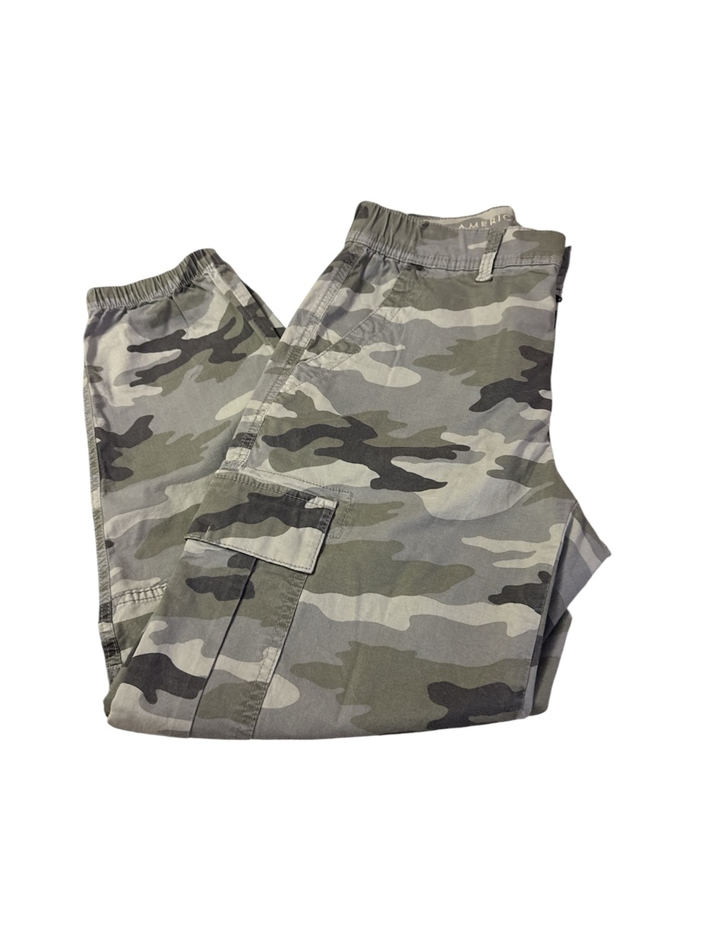 American Eagle Outfitters women’s Camo Cargo Pants - Olive Green Gray